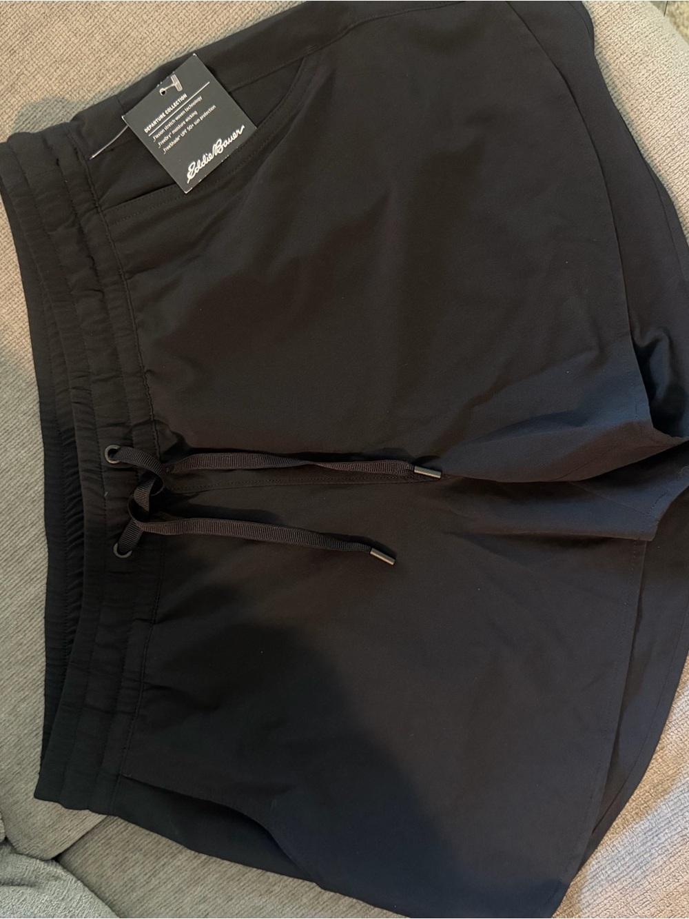 Women Eddie Bauer Black Athletic Shorts size medium NWT